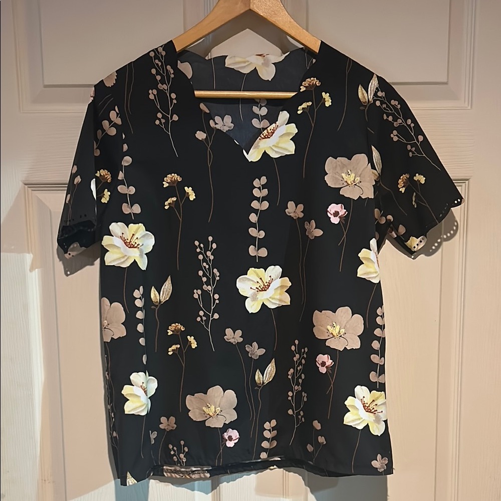 SHEIN Black and Cream Boxy Blouse